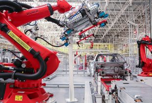 零跑S01智能純電轎跑上市，10.99萬(wàn)元起開啟入門級(jí)智能駕駛新體驗(yàn)